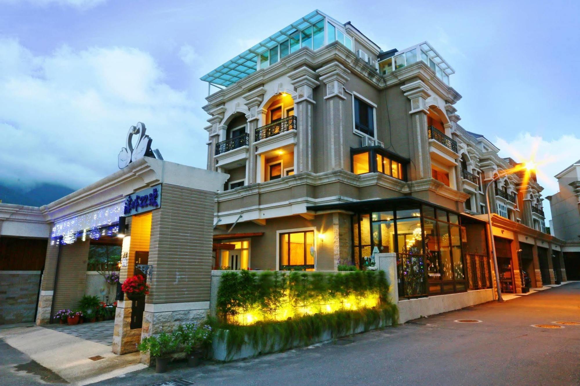 Creekside No.22 B&B Hualien stad Exteriör bild